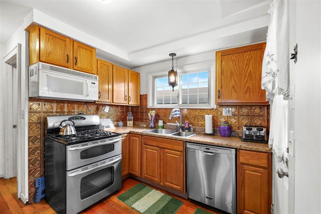 6773 Burr Street, Taylor, MI 48180