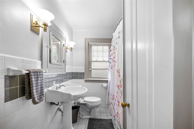 6773 Burr Street, Taylor, MI 48180