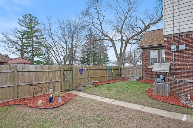 6773 Burr Street, Taylor, MI 48180