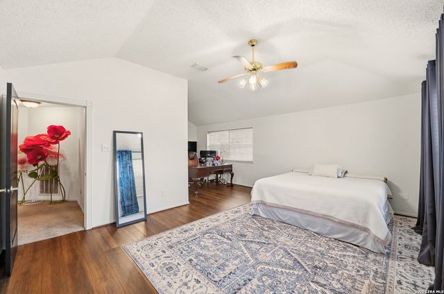 11722 Radcliff Ct, San Antonio, TX 78253