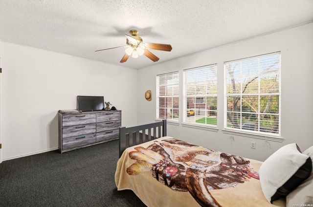 11722 Radcliff Ct, San Antonio, TX 78253