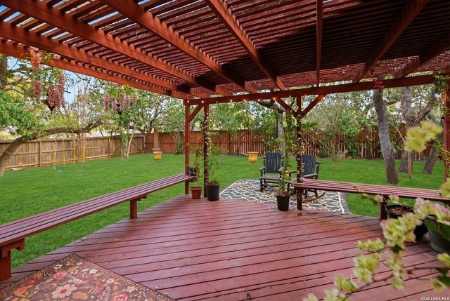 11722 Radcliff Ct, San Antonio, TX 78253