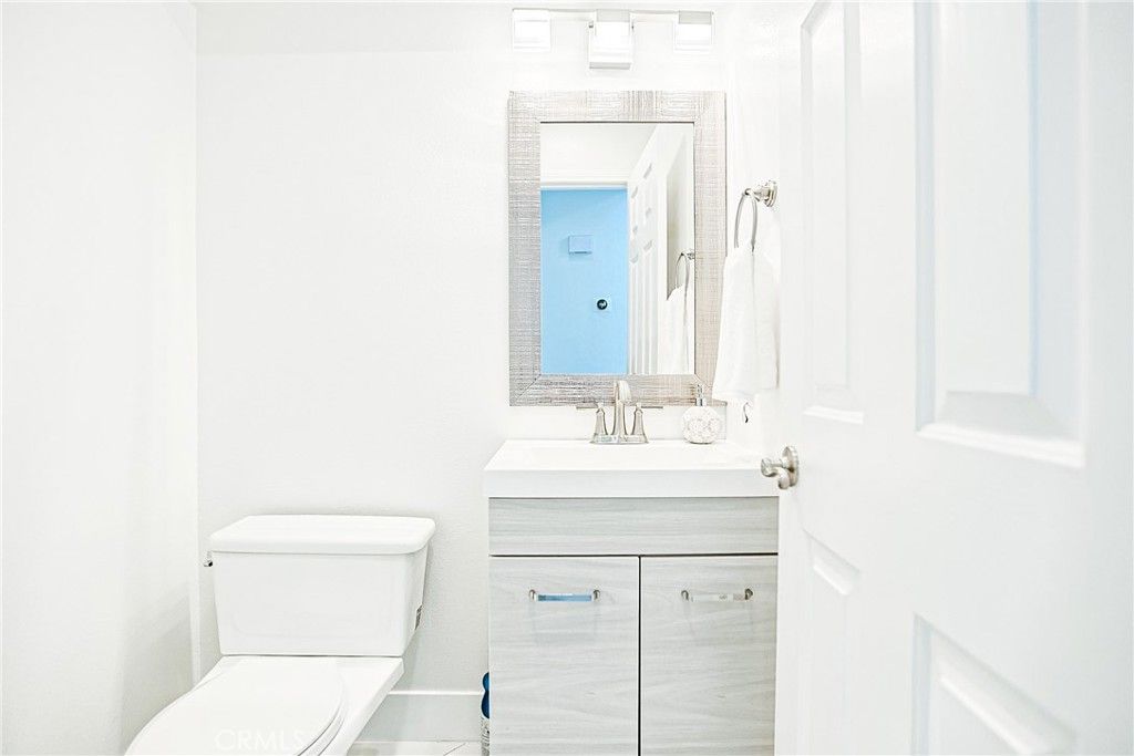 Image 28 of property listing at 8755 E Garden View, Anaheim, CA 92808