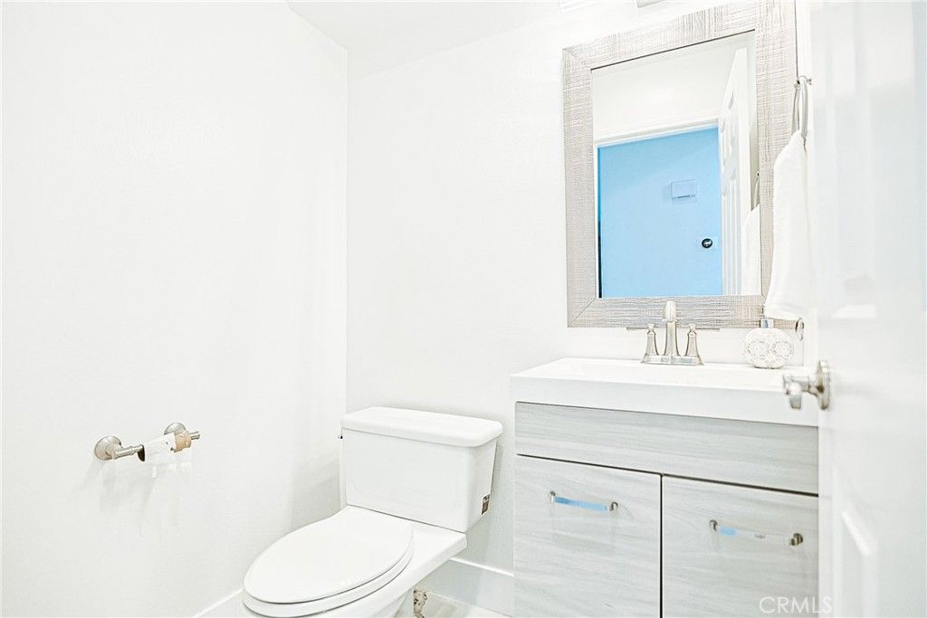 Image 29 of property listing at 8755 E Garden View, Anaheim, CA 92808