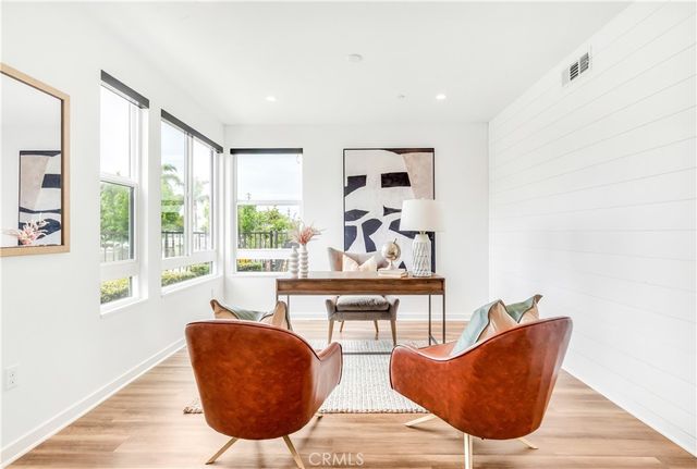 1660 Pomona Avenue, Costa Mesa, CA 92627
