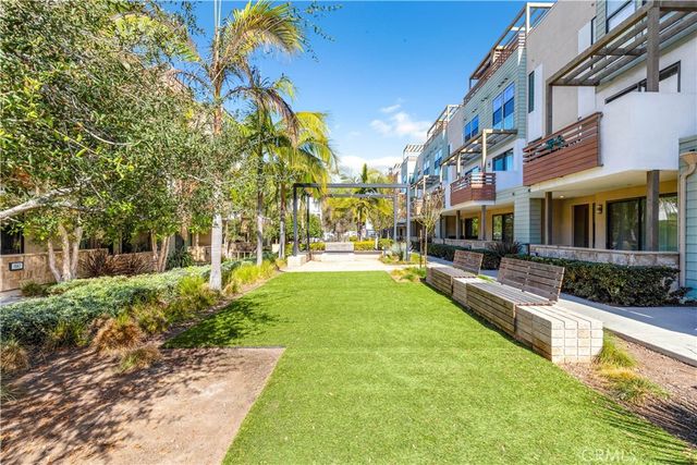 1660 Pomona Avenue, Costa Mesa, CA 92627