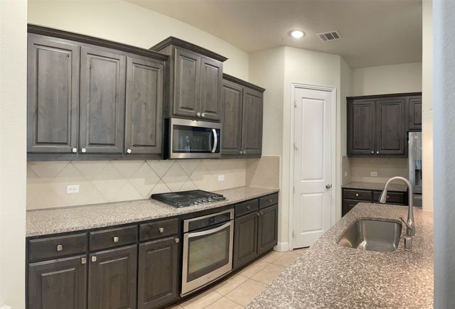 8031 Sunflower Lane, Dallas, TX 75252