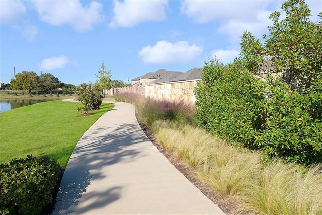 8031 Sunflower Lane, Dallas, TX 75252