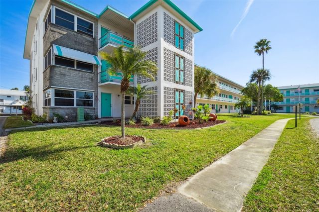 1900 59TH AVENUE N 302, St Petersburg, FL 33714