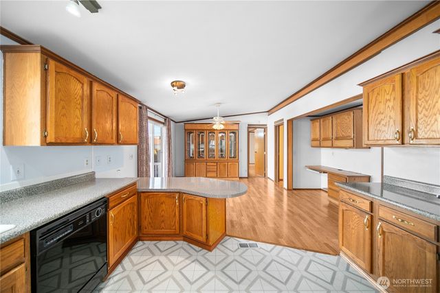 1610 Twin Peaks Drive, Wenatchee, WA 98801