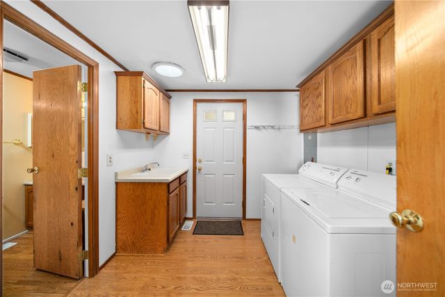 1610 Twin Peaks Drive, Wenatchee, WA 98801