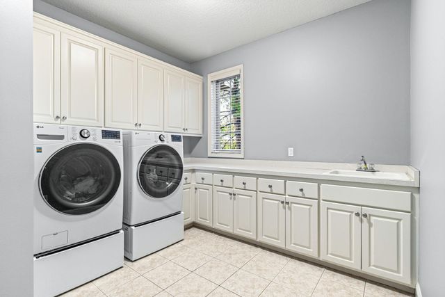 350 Lythrum Lane, Medina, MN 55340