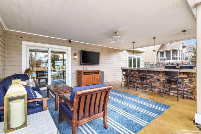 350 Lythrum Lane, Medina, MN 55340