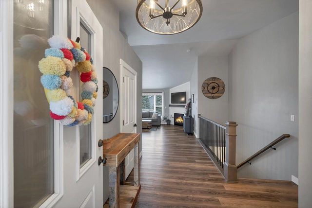 1372 LEAR LANE, De Pere, WI 54115