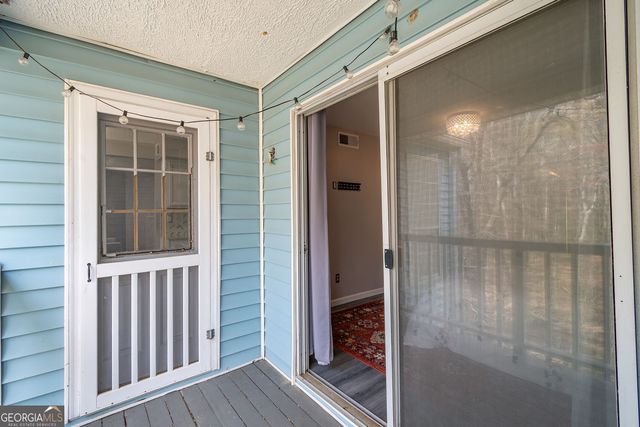 708 Glenleaf Drive, Peachtree Corners, GA 30048