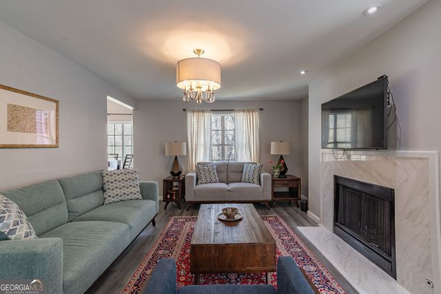 708 Glenleaf Drive, Peachtree Corners, GA 30048