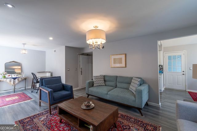 708 Glenleaf Drive, Peachtree Corners, GA 30048