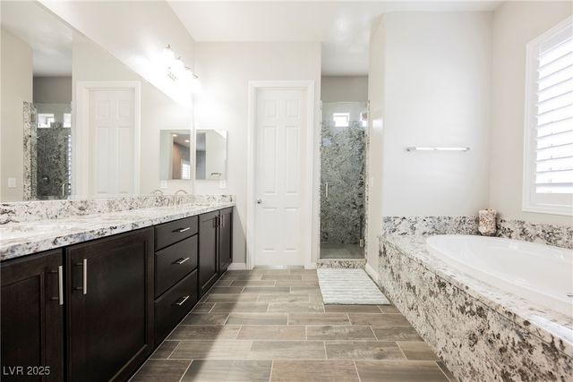 5841 Michelli Crest Way, Las Vegas, NV 89149