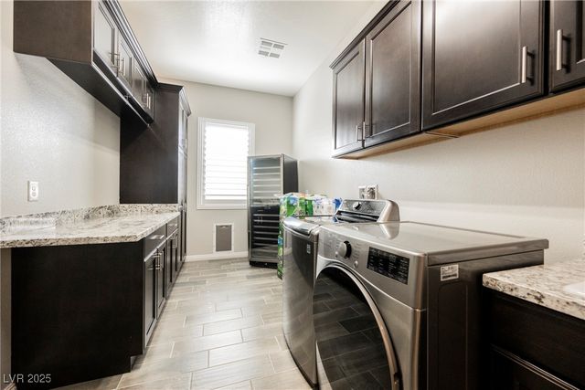 5841 Michelli Crest Way, Las Vegas, NV 89149