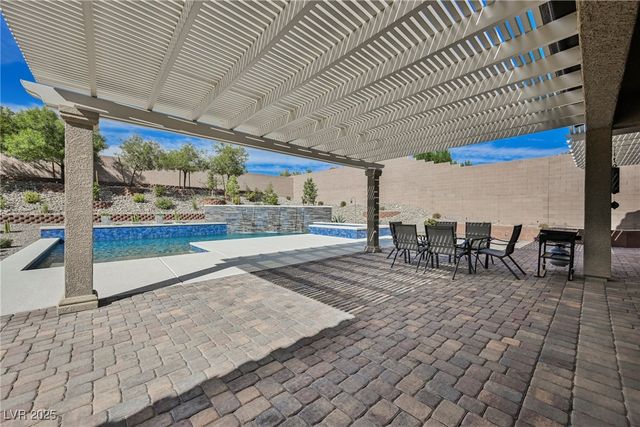 5841 Michelli Crest Way, Las Vegas, NV 89149