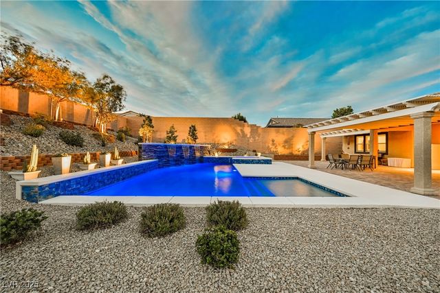 5841 Michelli Crest Way, Las Vegas, NV 89149