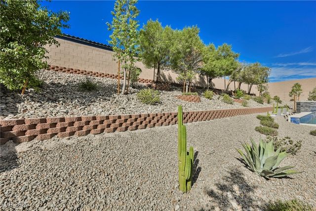 5841 Michelli Crest Way, Las Vegas, NV 89149