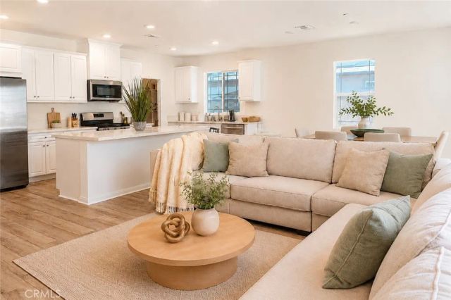 34368 Quail Creek Lane, Wildomar, CA 92595