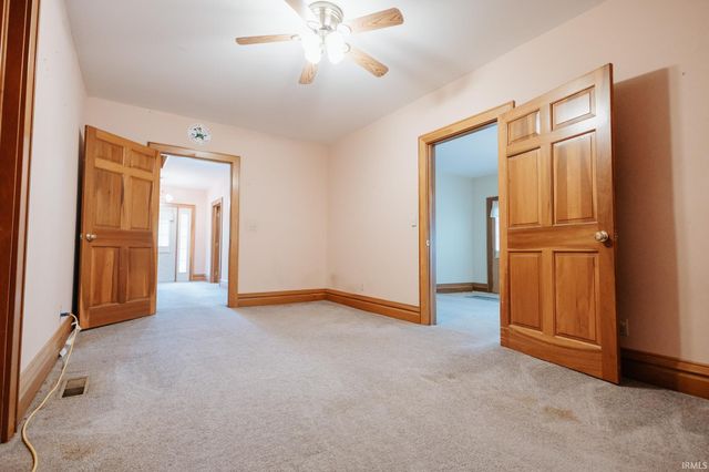 7162 Main Street, Wadesville, IN 47638