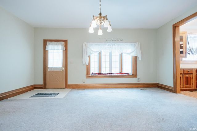 7162 Main Street, Wadesville, IN 47638