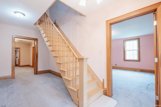 7162 Main Street, Wadesville, IN 47638
