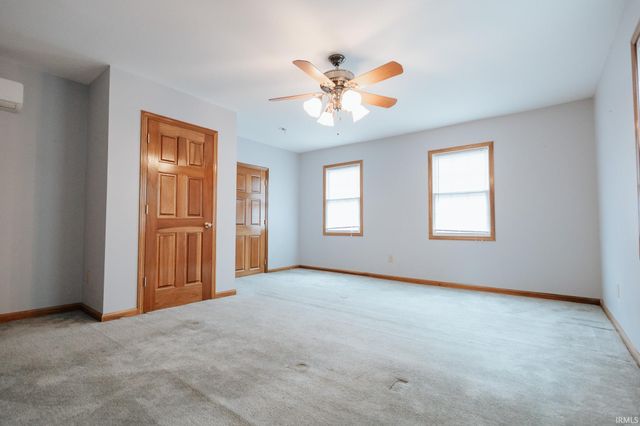 7162 Main Street, Wadesville, IN 47638