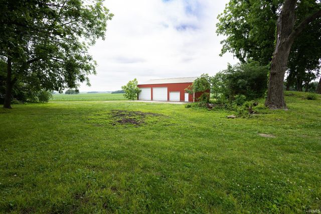 7162 Main Street, Wadesville, IN 47638