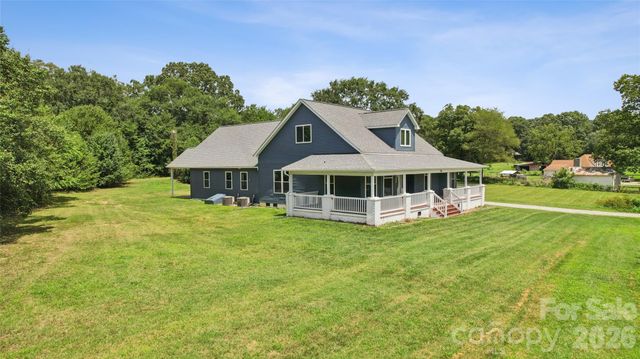 776 S Grove Street Extension, Lincolnton, NC 28092