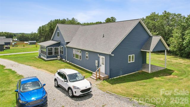 776 S Grove Street Extension, Lincolnton, NC 28092