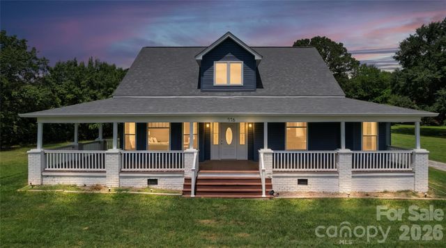 776 S Grove Street Extension, Lincolnton, NC 28092
