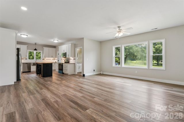 776 S Grove Street Extension, Lincolnton, NC 28092