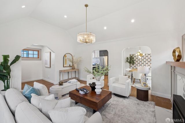 815 Joost Avenue, San Francisco, CA 94127