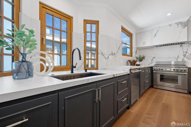 815 Joost Avenue, San Francisco, CA 94127