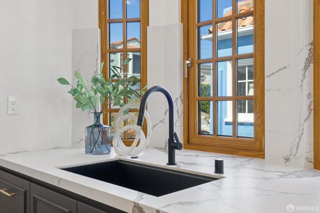 815 Joost Avenue, San Francisco, CA 94127