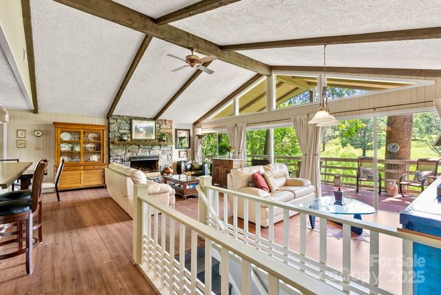 386 Country Club Drive, Canton, NC 28716