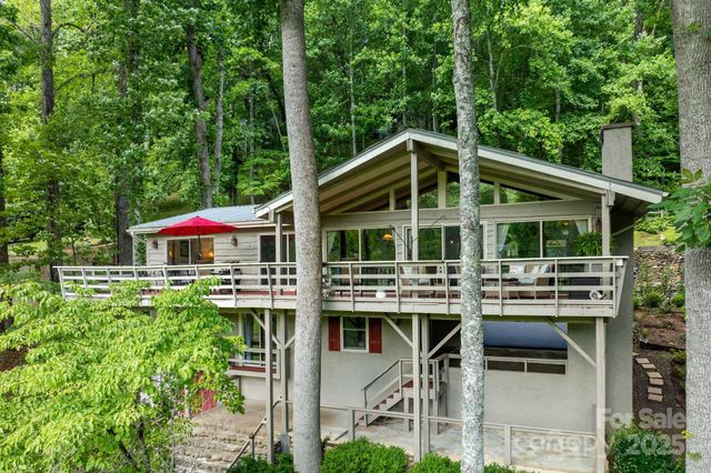 386 Country Club Drive, Canton, NC 28716