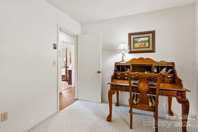 386 Country Club Drive, Canton, NC 28716