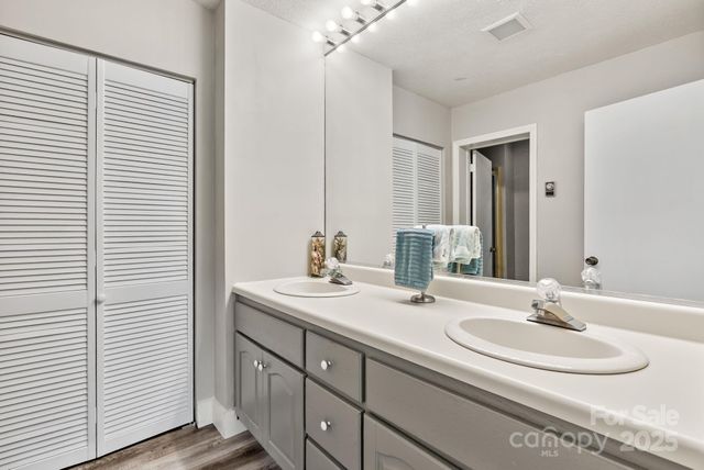 386 Country Club Drive, Canton, NC 28716