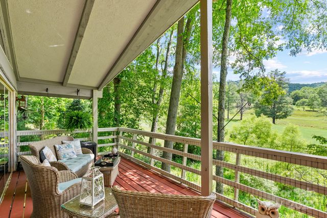 386 Country Club Drive, Canton, NC 28716