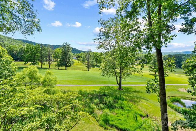 386 Country Club Drive, Canton, NC 28716