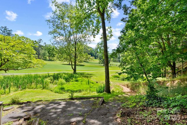 386 Country Club Drive, Canton, NC 28716