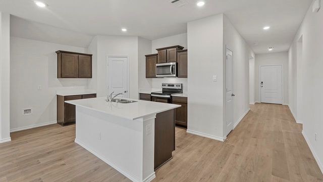 1679 Mantle Road, Crandall, TX 75114