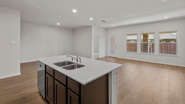 1679 Mantle Road, Crandall, TX 75114