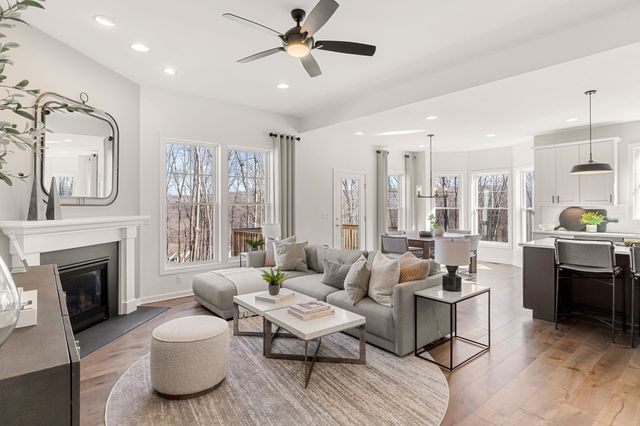 23 Germain Way 6, Norton, MA 02766