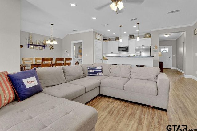 14308 County Road 452, Lindale, TX 75771